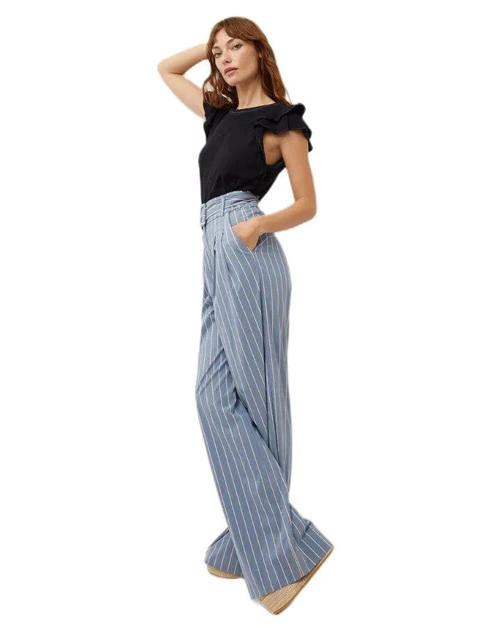 Akeela Ruffled Shoulder Te