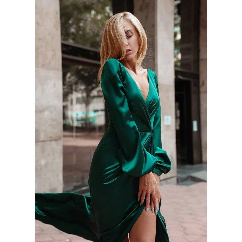 Chic & Modern V-neck Long Sleeves Pleats High Split Prom Dress with Train