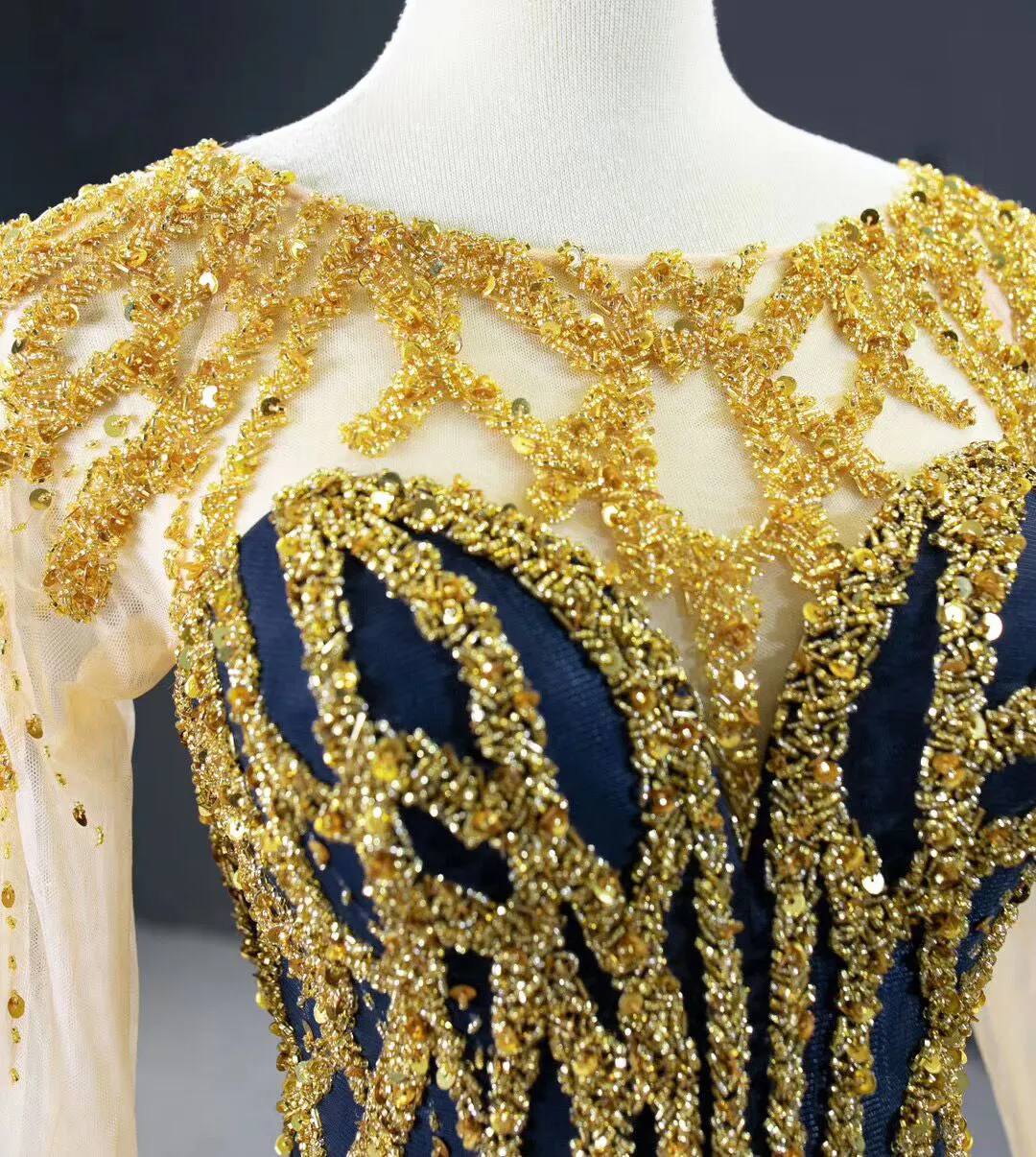 Chic Mermaid Scoop Long Sleeve luxury Long Prom Dress Dark Navy Gold Beaded Evening Gowns MLH0459
