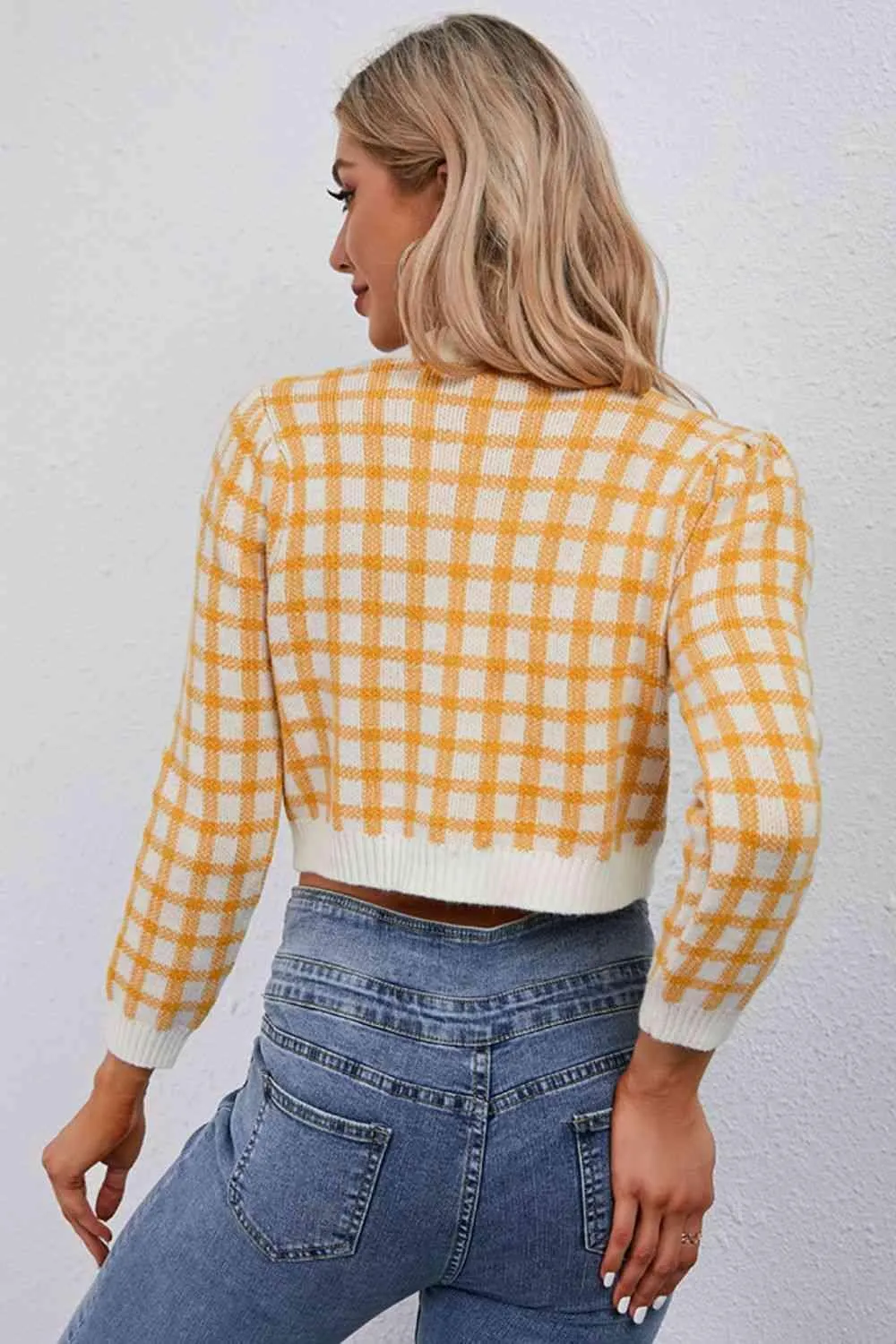 Dainty And Warm Plaid Buttoned Cropped Cardigan
