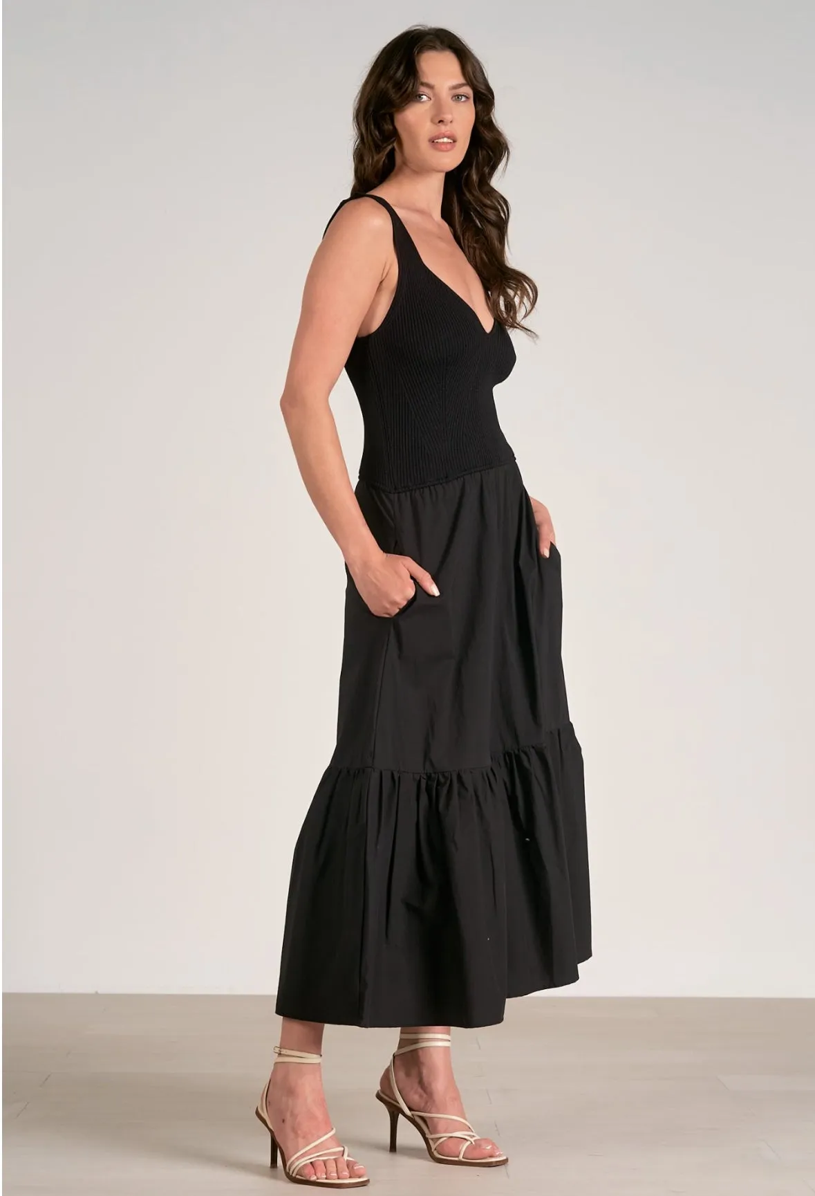 Elan: Black Casual Dress wkr5946