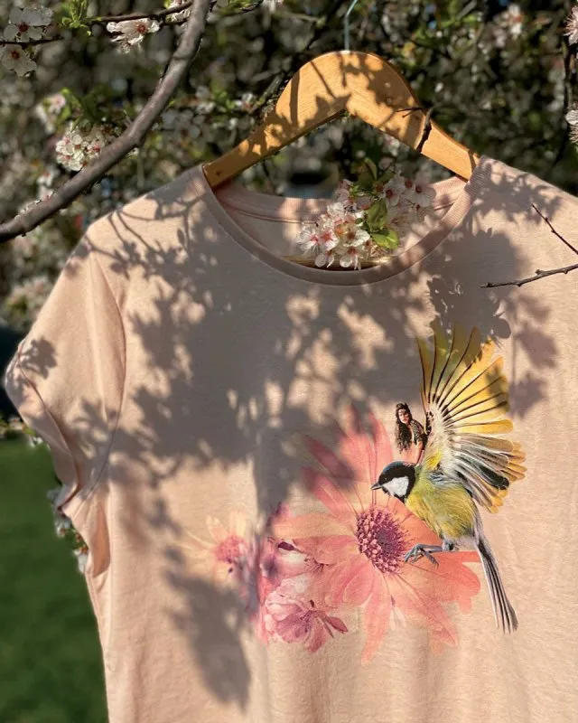 Find Your Quest A Fae in the Garden | Feminine Rolled sleeve