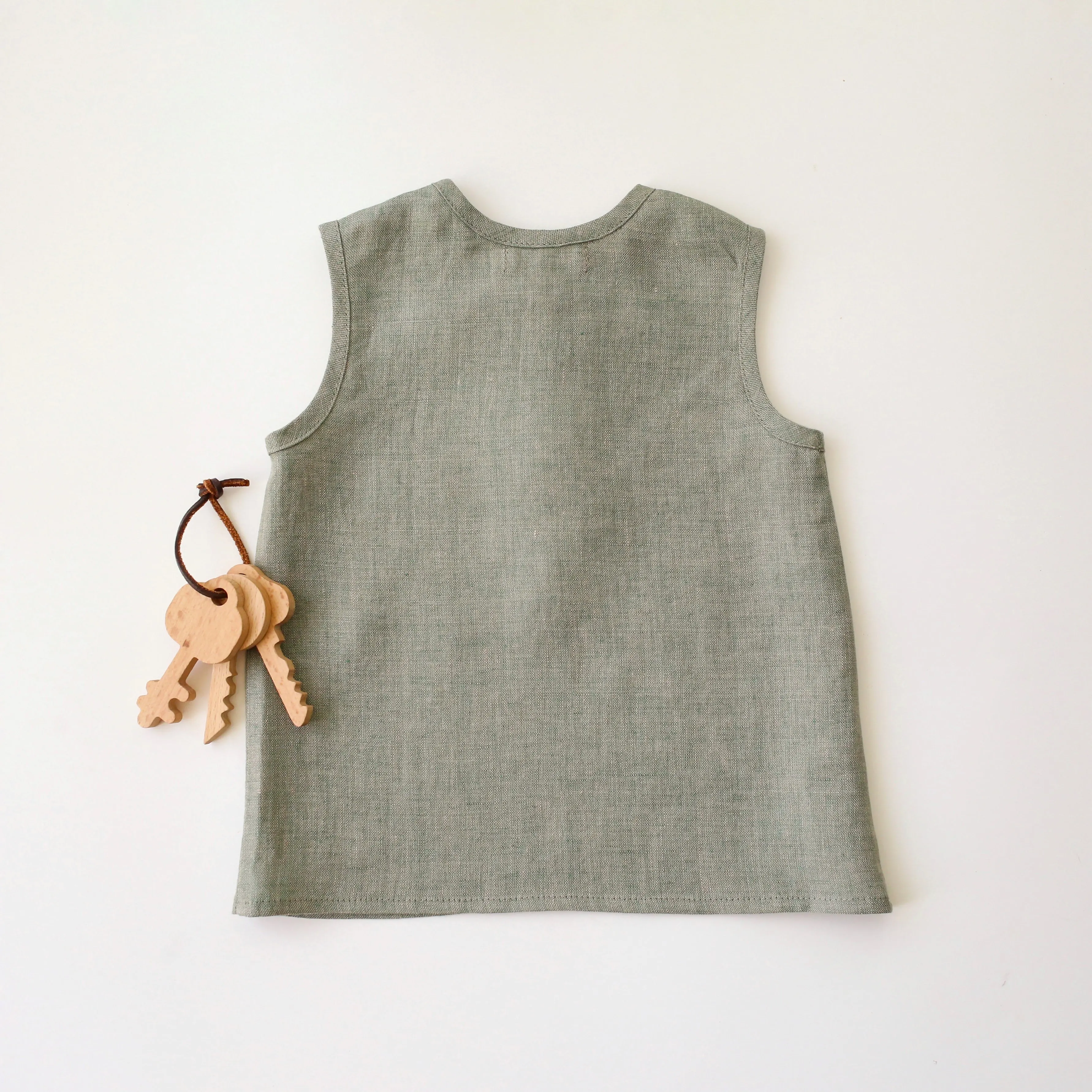 Green Smoke Linen Tank Top