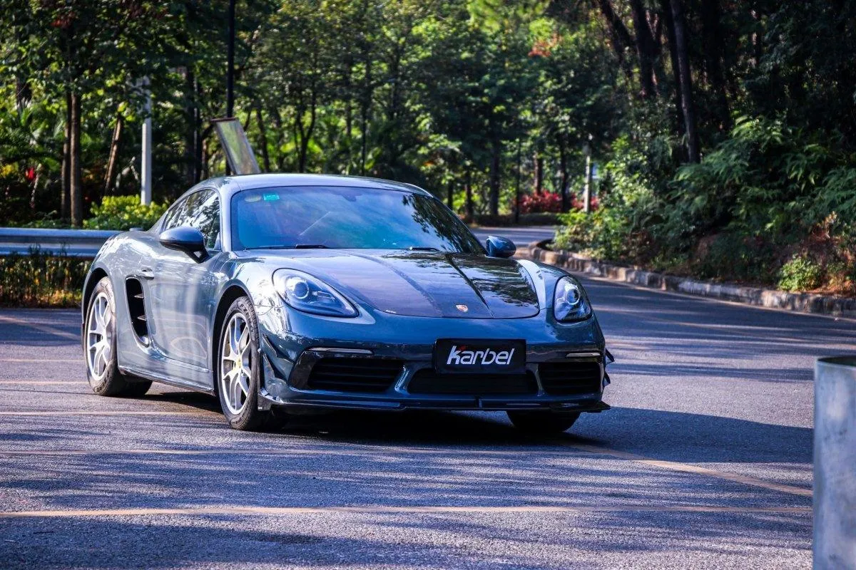 Karbel Carbon Side Skirts for Porsche 718 Cayman/Boxster/GTS/GT4/Spyder Carbon Fiber