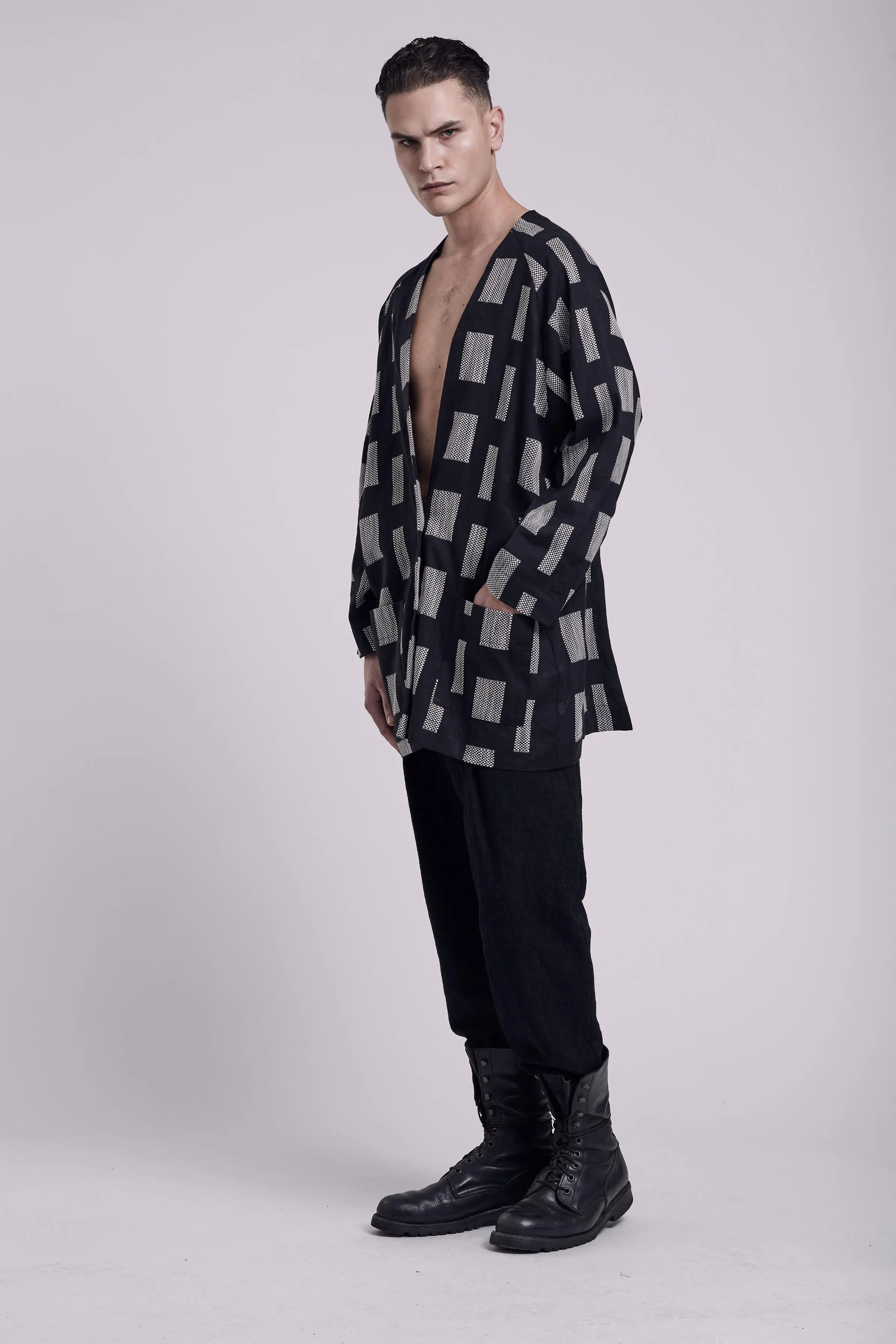 Kobo Jacket - Graphic B&W