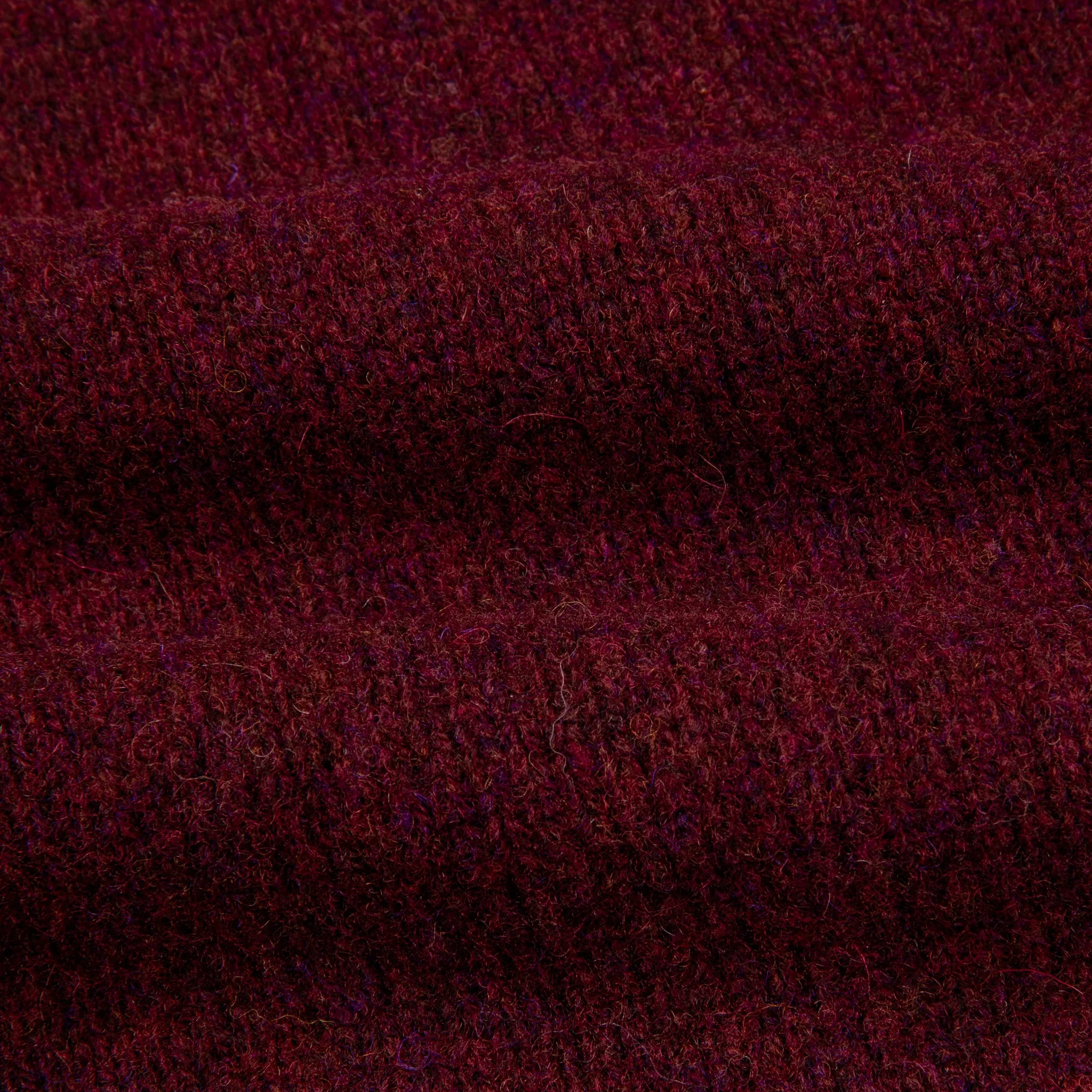 Laurence J. Smith  Super soft Seamless Crew Neck Pullover Wizard
