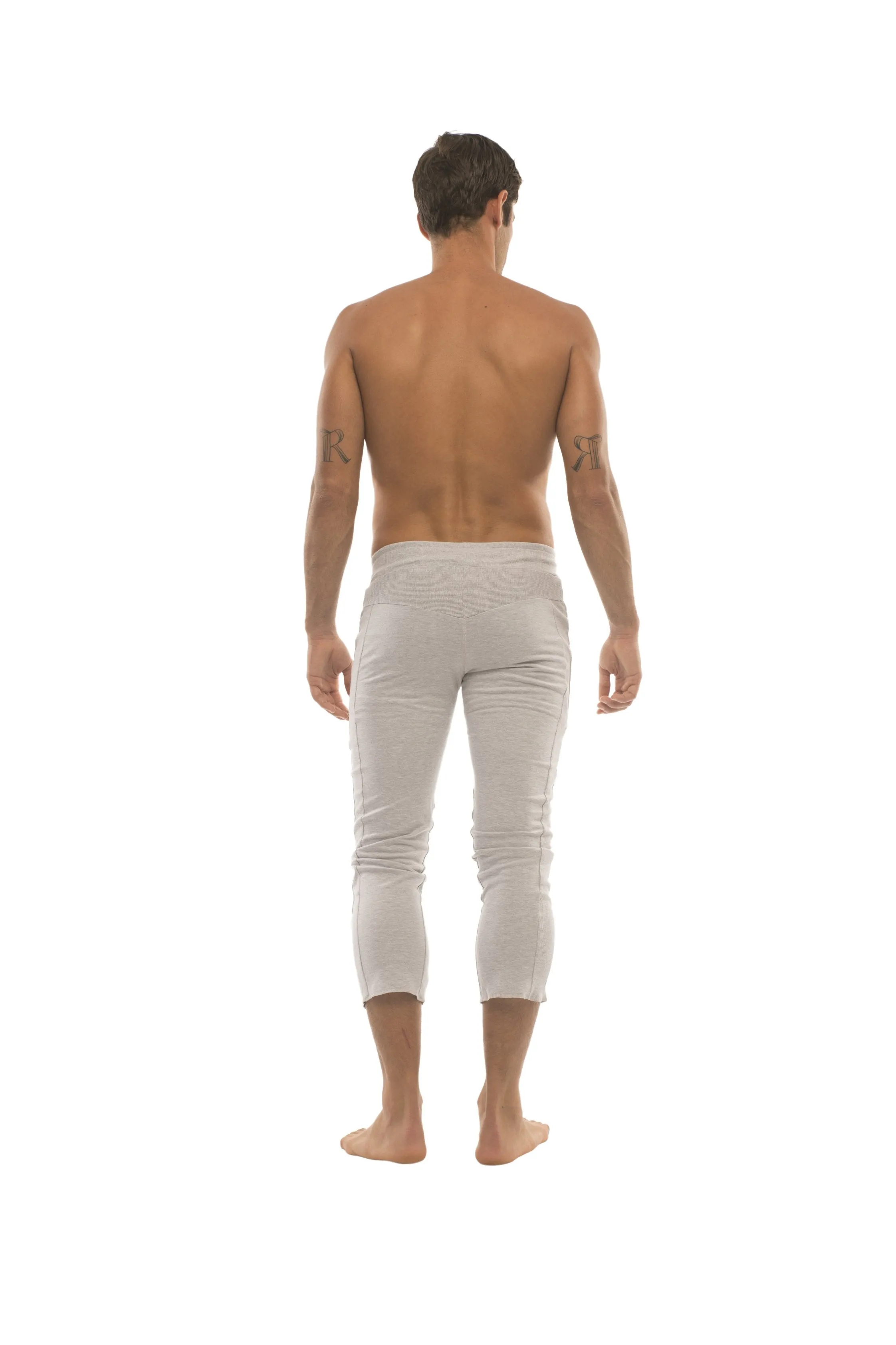 Mens 4/5 Zipper Pocket Capri Yoga Pants (Solid Heather Grey)