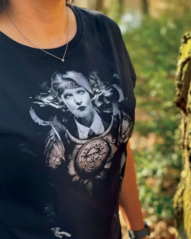 Minerva the Untamed Silver | Feminine Rolled sleeve