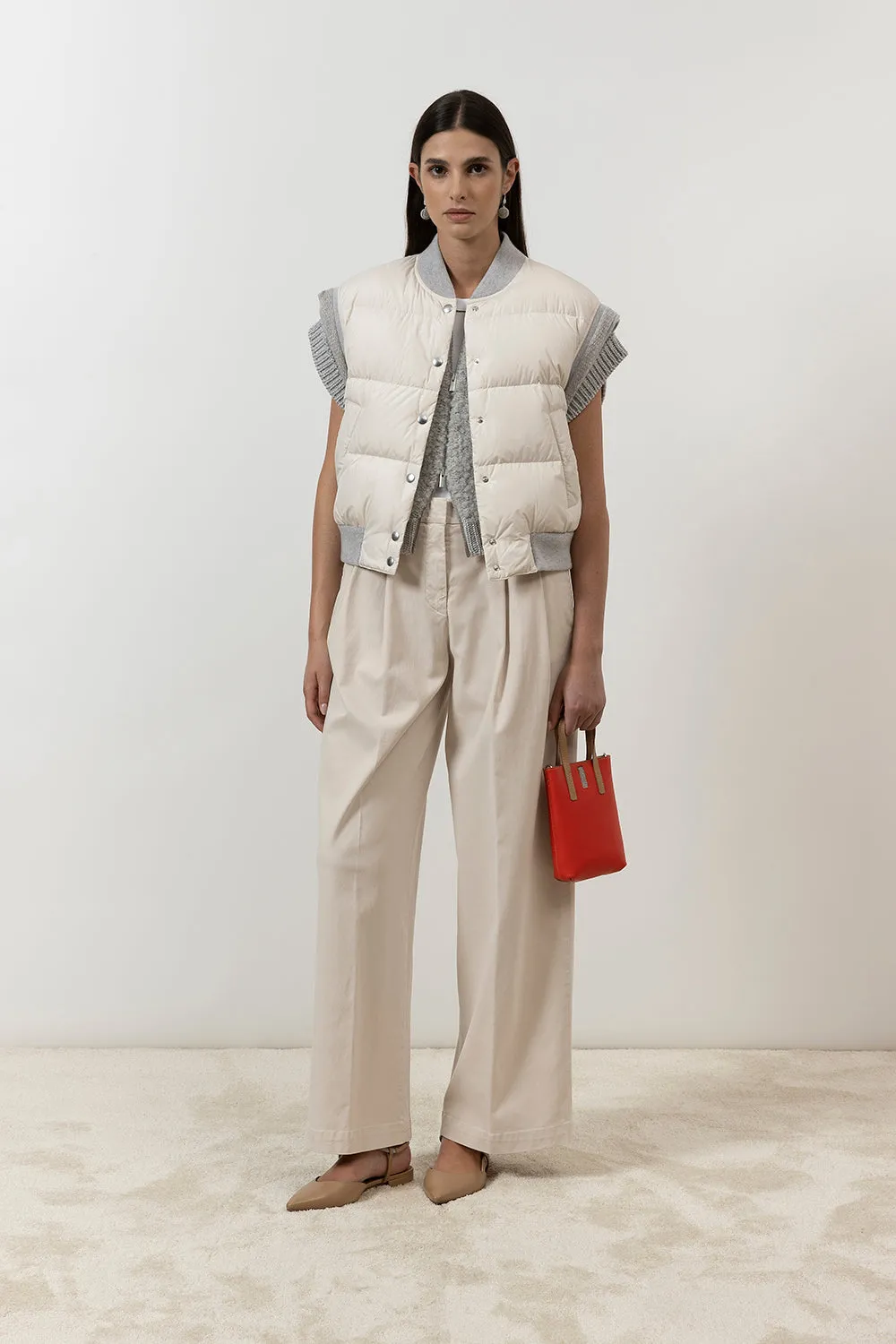 Pleated trousers in cotton silk gabardine and tencel