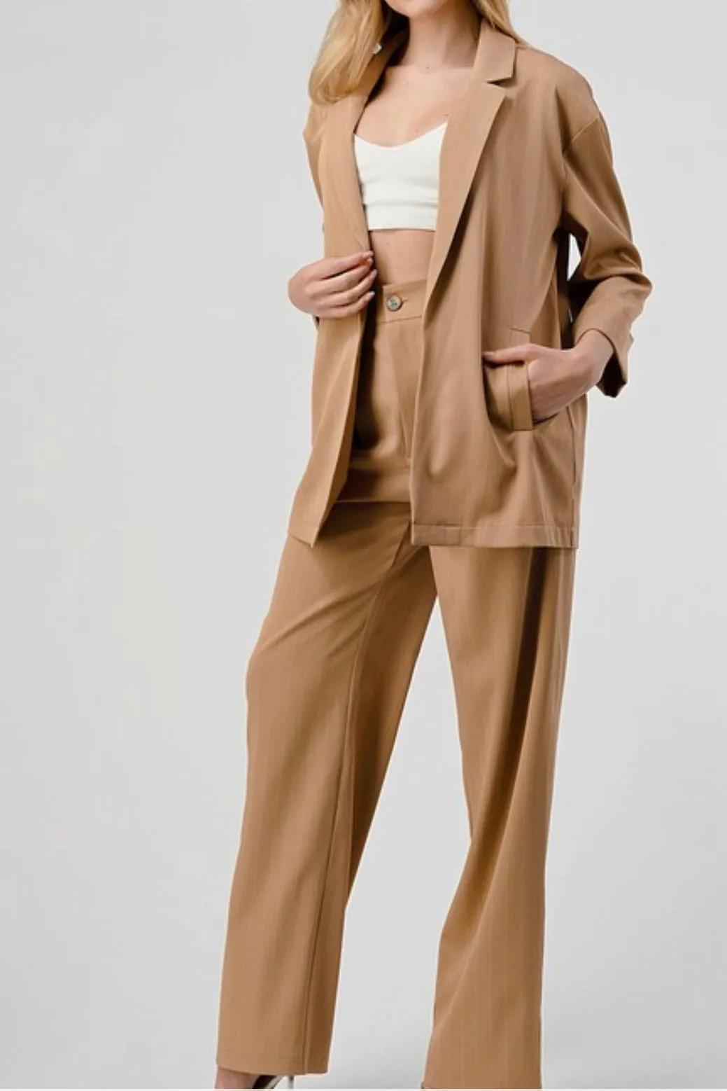 RELAXED FIT PINSTRIPED BLAZER