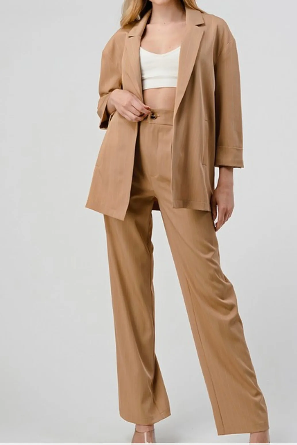 RELAXED FIT PINSTRIPED BLAZER