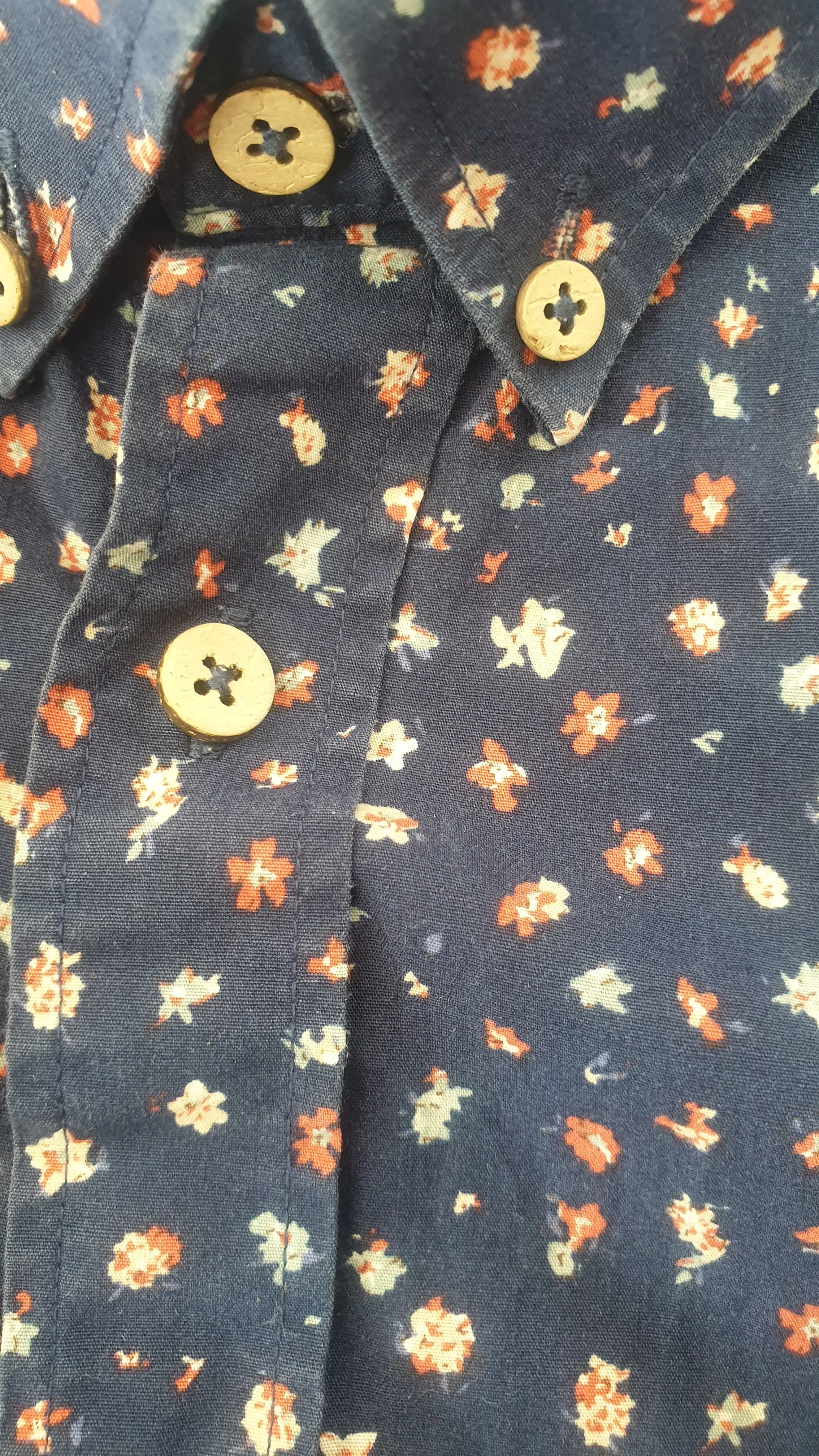 SALE Barkers Navy Floral Men's Shirt (XL)