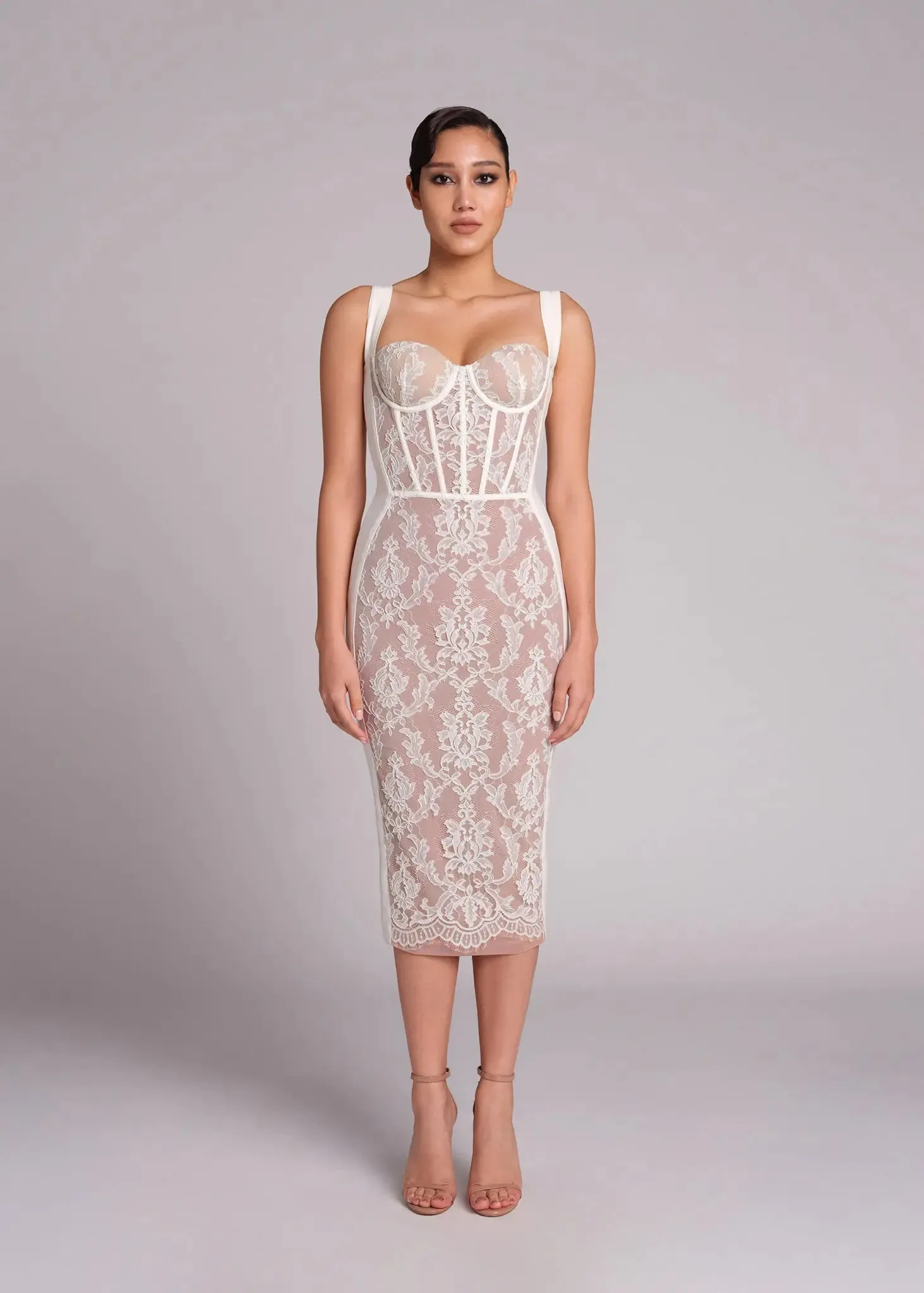Trend4us Women's Chic Lace Corset-Style Ball Gowns