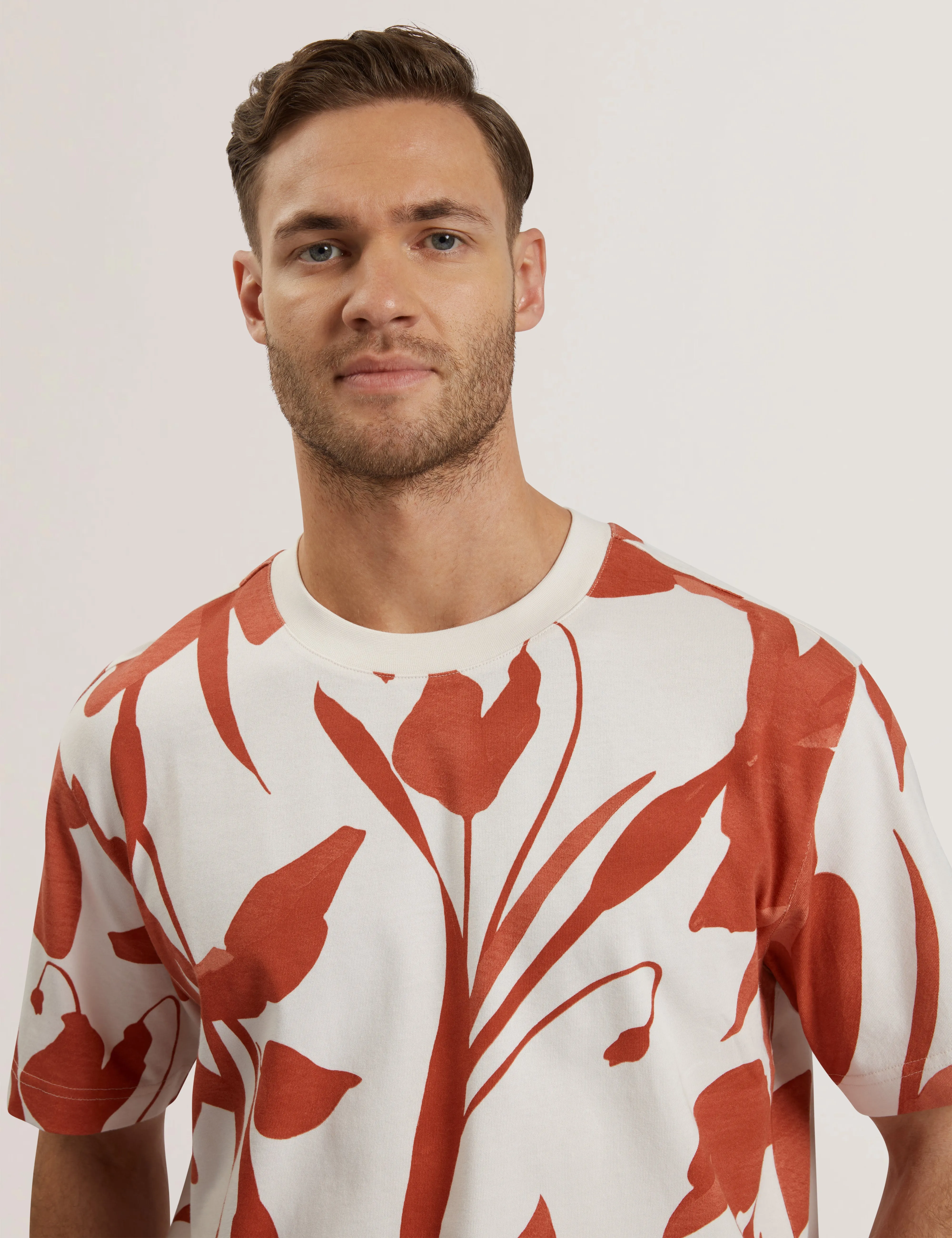 Yiannos Short Sleeve Knitted Floral T-Shirt Red
